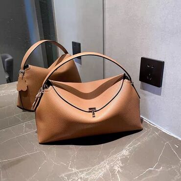 женская кожаная сумка: Продаю женские сумки, сумочки кожаные, качество отличное, новые