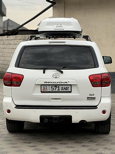 b class: Toyota Sequoia: 2012 г., 5.7 л, Газ, Внедорожник — 4