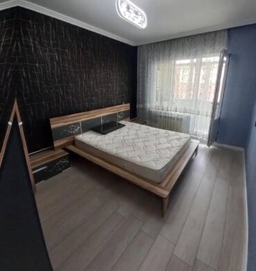 7 8 mkr satilan evler: Bakı, 3 otaqlı, Köhnə tikili, m. Azadlıq Prospekti, 70 kv. m