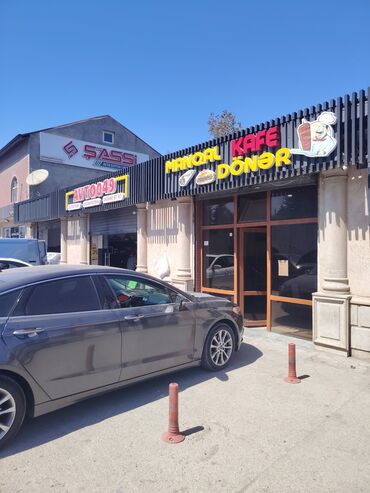 Butkalar, köşklar: Mənqal Kafe – Dönər - Menyu: dönər (dürüm və çörək arası), manqal