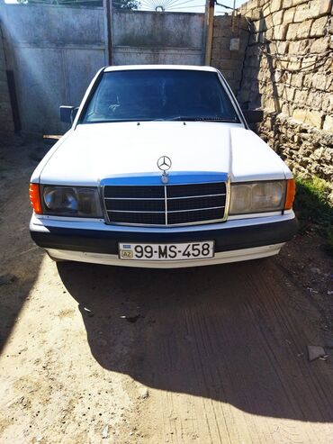 arenda mawin: Mercedes-Benz 190: 1.8 l | 1992 il Sedan