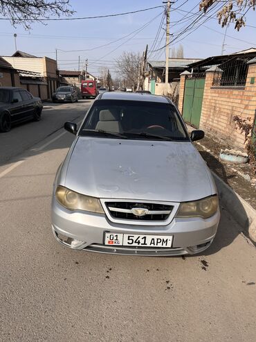 Daewoo: Daewoo Nexia: 2010 г., 1.5 л, Механика, Бензин, Седан