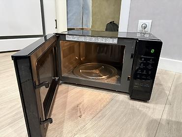 микроволновая печь lg: Микроволновая печь LG MS2042DB, 20 л - Компактная СВЧ-печь в черном — 2