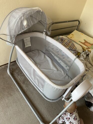 Манежи-кровати: Я брала 14000 сом в магазине Yo-yo Прошу 8000 Почти новый .Только 2 — 6