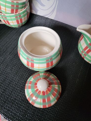 Kuhinjski setovi: Servis nov za kafe,caj,poslastice rucno oslikan 80te.Blue Elephant na lalafo.rs — 16 Kuhinjski setovi: Servis nov za kafe,caj,poslastice rucno oslikan 80te.Blue Elephant — 16