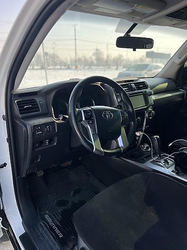 Toyota: Toyota 4Runner: 2017 г., 4 л, Автомат, Газ, Внедорожник — 12