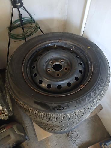 bridgeston: Комплект зимних колес на штампованных дисках. - Шины: Bridgestone — 2