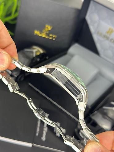 Qol saatları: Yeni, Qol saatı, Hublot, rəng - Qara — 12