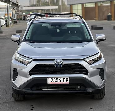 2023: Toyota RAV4: 2023 г., 2.5 л, Гибрид — 2