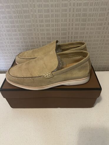 лоферы бу: Лоферы, 37, Loro Piana, Б/у, цвет - Бежевый, Самовывоз