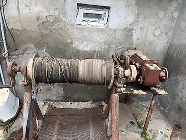 kabel yeri acan: Sənaye tipli elektrik vintçi (barabanlı ipləmə qurğusu) - Güclü — 3