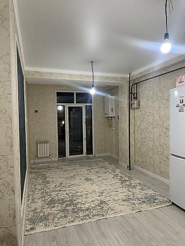 Батирлер: Студия с кухонной зоной и балконом. - Планировка: просторная — 3
