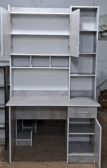 Компьютерные столы: Компьютерный стол, Новый, С полками — 8