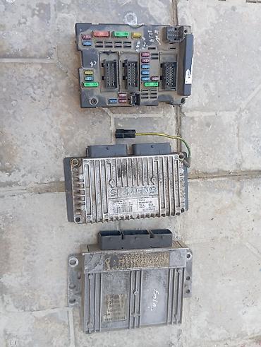 invertor 12 220: Avtomobil üçün elektron idarəetmə modulları və sığorta-bloku Məhsul — 1