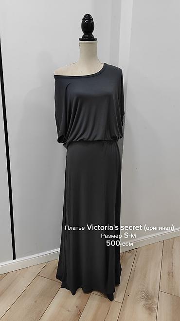 Вечерние платья: Всё платья носились по 1 разу, некоторые новые. Бренды Mango — 2