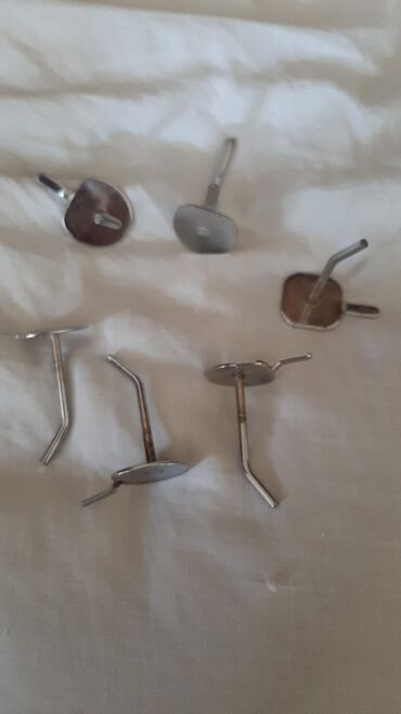 Vitrin üçün aksesuarlar: Məhsul: Mağaza vitrin sistemi üçün perforasiyalı relslər və asqı — 8