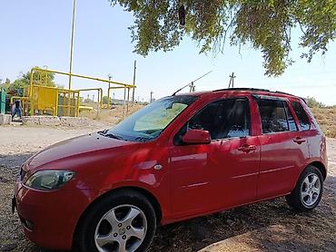 Продажа авто: Mazda Demio: 2003 г., 1.4 л, Механика, Бензин, Хэтчбэк — 3