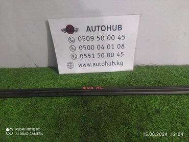 Бамперы и комплектующие: Молдинг стекла Переднее левое Mercedes-Benz