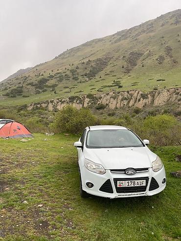 Ford: Ford Focus: 2012 г., 1.6 л, Механика, Бензин, Хэтчбэк — 4