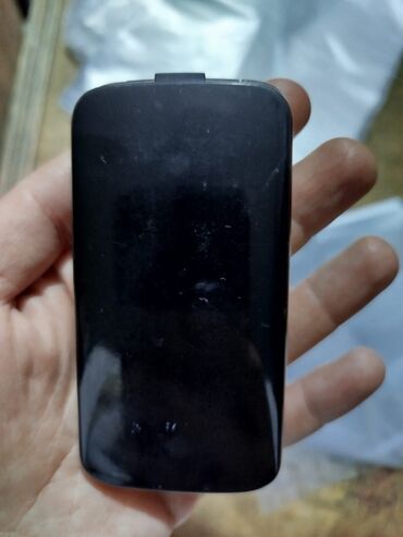 телефон флай фф 249: M-HORSE M3580 qapaqlı mobil telefon - Korpus: kompakt qapaqlı dizayn