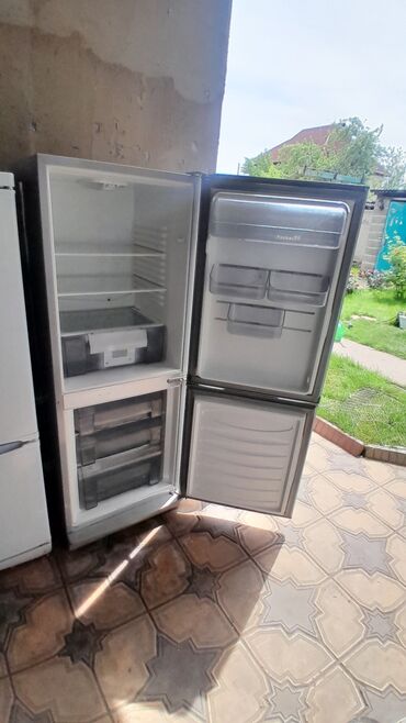 холодильник бгу: Холодильник Двухкамерный