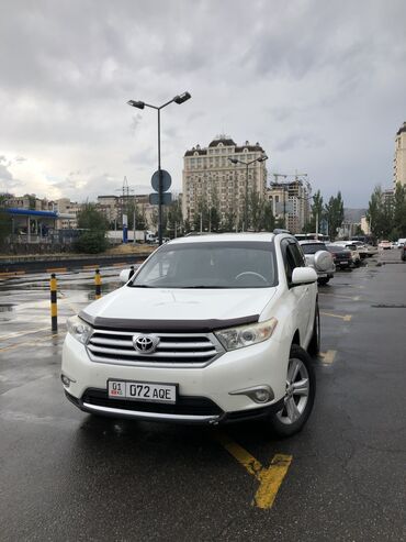 срочно срочно продаю машина: Toyota Highlander: 2012 г., 3.5 л, Автоматтык, Бензин, Жол тандабас