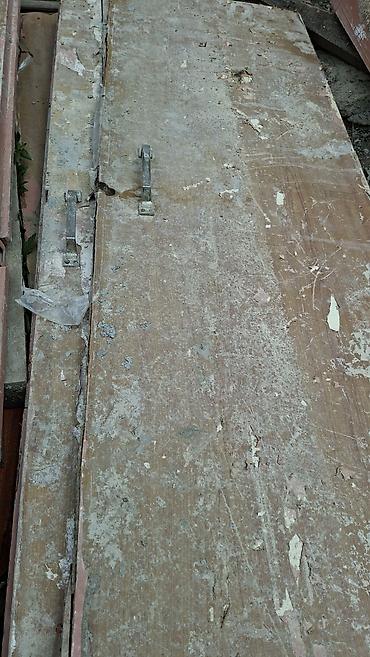 metal su cənləri: Kohnə bərk sumukkimi qapılar satılır təsərufat tikililərinə uygundur — 1