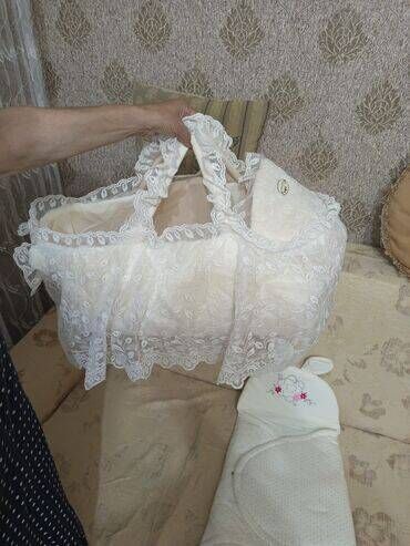 Digər: Körpə üçün Səbət 60m alinib 1 dəfə istifadə edilib 30m sayilir təzədi