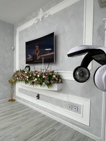 Digər kommersiya daşınmaz əmlakı: Yasamal rayonu, Statistika Komitəsinin yaxınlığında, ümumi sahəsi 135 — 4