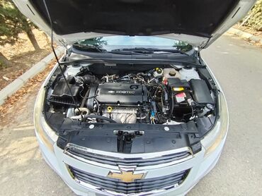 Chevrolet: 14500AZN satılır maşın Bakidədir. Chevrolet cruze hackbek. Merkezi — 9