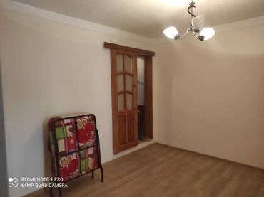 Uzunmüddətli kirayə mənzillər: 2 otaq + 1 kiçik otaq,3/1-i,h/t, ayrı girişi olan bina evi ailəyə -da lalafo.az — 8 Uzunmüddətli kirayə mənzillər: 2 otaq + 1 kiçik otaq,3/1-i,h/t, ayrı girişi olan bina evi ailəyə — 8