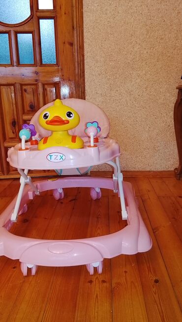 детский стол для кормления: XADULKA ŞEKİLDE GÖRÜNDÜYÜ KİMİ SƏLİQƏLİDİR CEMİ 3 AY İSTİFADE OLUNUB lalafo.az -da детский стол для кормления: XADULKA ŞEKİLDE GÖRÜNDÜYÜ KİMİ SƏLİQƏLİDİR CEMİ 3 AY İSTİFADE OLUNUB