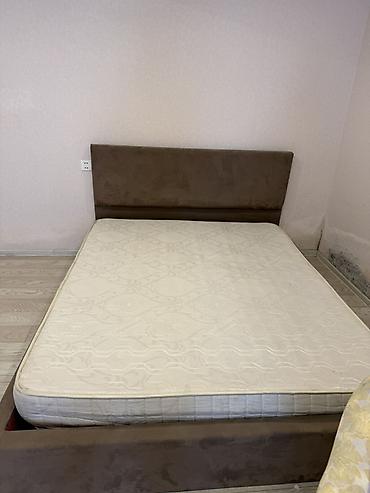 orxideya guli: Mebel dəsti: ikinəfərlik çarpayı və döşək - Ölçü: təxmini 160×200 sm — 1