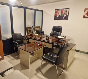 Ofis mebeli satılır. 900 azn. Yaxşı vəziyyətdə. Ünvan: Xətai rayonu