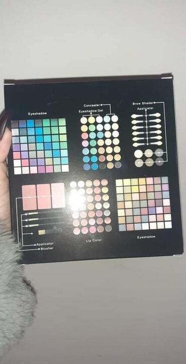 Šminka: Velika paleta 177 boja 98 senki za oci 14 korektora 35 karmina 21 na lalafo.rs — 7 Šminka: Velika paleta 177 boja 98 senki za oci 14 korektora 35 karmina 21 — 7