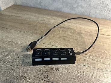 Masaüstü kompüterlər və komponentlər: USB 2.0 4-portlu Hub – fərdi açarlı Xüsusiyyətlər: - 4 ədəd USB-A — 1