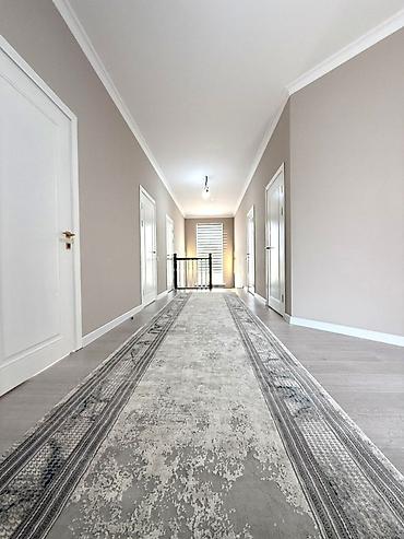 Продажа коттеджей и домов: Срочно! Продаётся просторный двухэтажный дом в Ак Орго с современным — 9