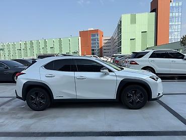 Lexus: Lexus UX: 2019 г., 2 л, Автомат, Кроссовер — 5