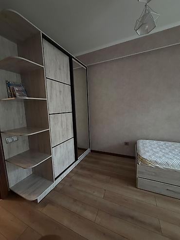 Батирлерди ижарага берүү: 3 бөлмө, Түштүк Магистраль Менчик ээси, Үй-бүлөлүүлөргө, 6 айдан баштап, 1 жылдан баштап, Толугу менен эмереги бар — 4