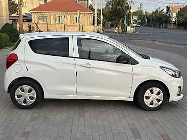 spark 2015: Chevrolet Spark: 2020 г., 1 л, Автомат, Бензин, Хэтчбэк — 6