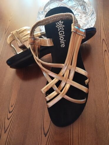 женские сандали adidas adilette: Размер: 40, цвет - Золотой, Новый