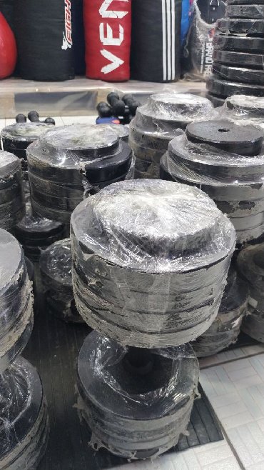 набор гантелей в чемодане со сборной штангой: 25x25 кг гантели в спортивном магазине SPORTWORLDKG Большой