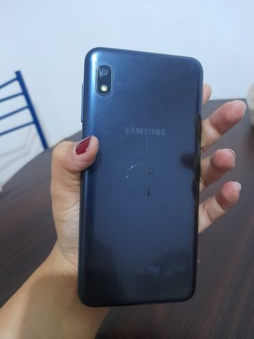 samsung galaxy a10 ekran qiymeti: Samsung Galaxy A10, 32 GB, rəng - Qara, İki sim kartlı