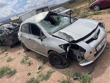 сполер нексия: Toyota Auris, хэтчбек 5 дв., серебристый. Главное: - Машина после — 4