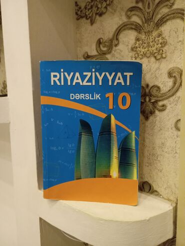 Kitablar, jurnallar, CD, DVD: 10sinif ders kitabı selqelidir