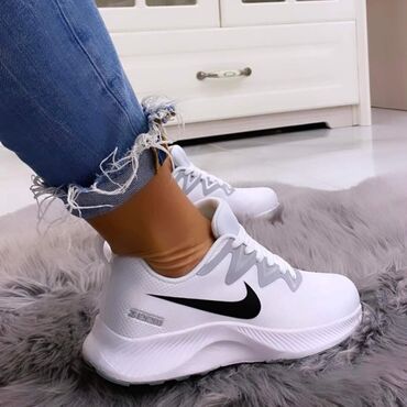 Women's Sneakers and athletic shoes: Extra cena od 36 do 41 za samo 2900 din p b — 13