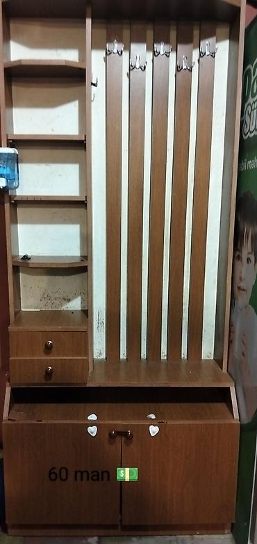 Dolab-asılqanlar: Qonaq otağı/dəhliz üçün kombinə edilmiş asılqan və şkaf modulu - — 1
