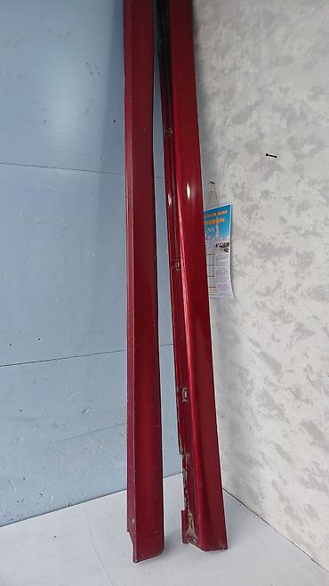 forester 2003: Наружные накладки порогов Subaru, 2002 г., Б/у, Оригинал — 2