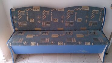 маникюрный столик: Комплект оборудования для парикмахерской/салона: - Два парикмахерских