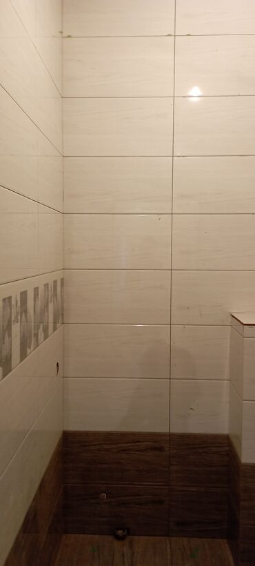 Укладка плитки: Подготовка стен для укладки, Резка плитки, Гидроизоляционные работы Больше 6 лет опыта — 6